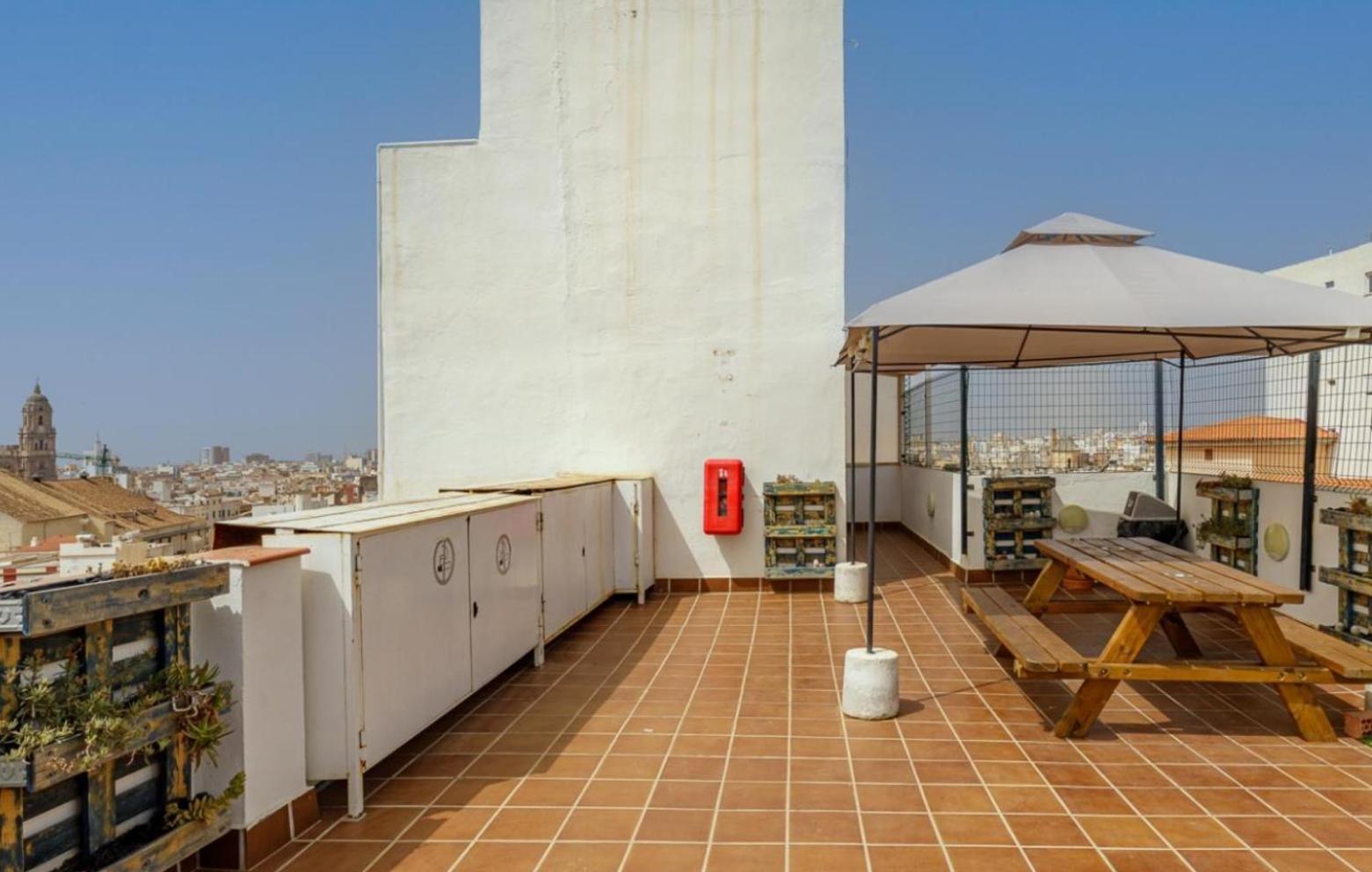 Apartamento Centrico La Merced 2 - Free Parking & Free Gym Apartment Malaga Luaran gambar