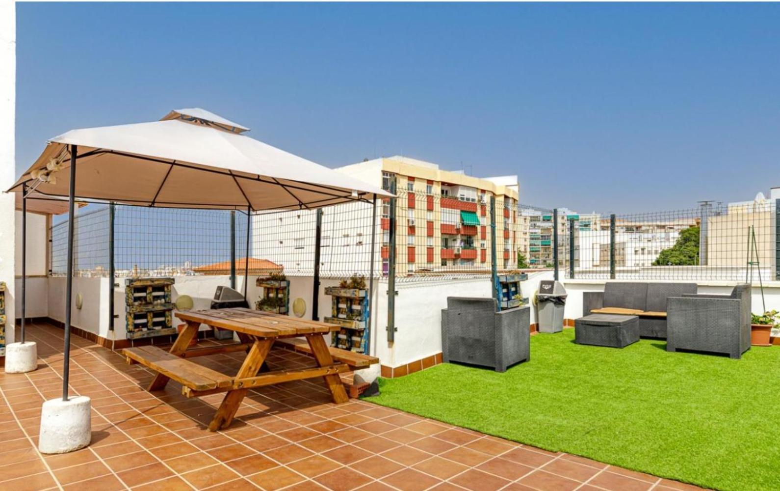 Apartamento Centrico La Merced 2 - Free Parking & Free Gym Apartment Malaga Luaran gambar