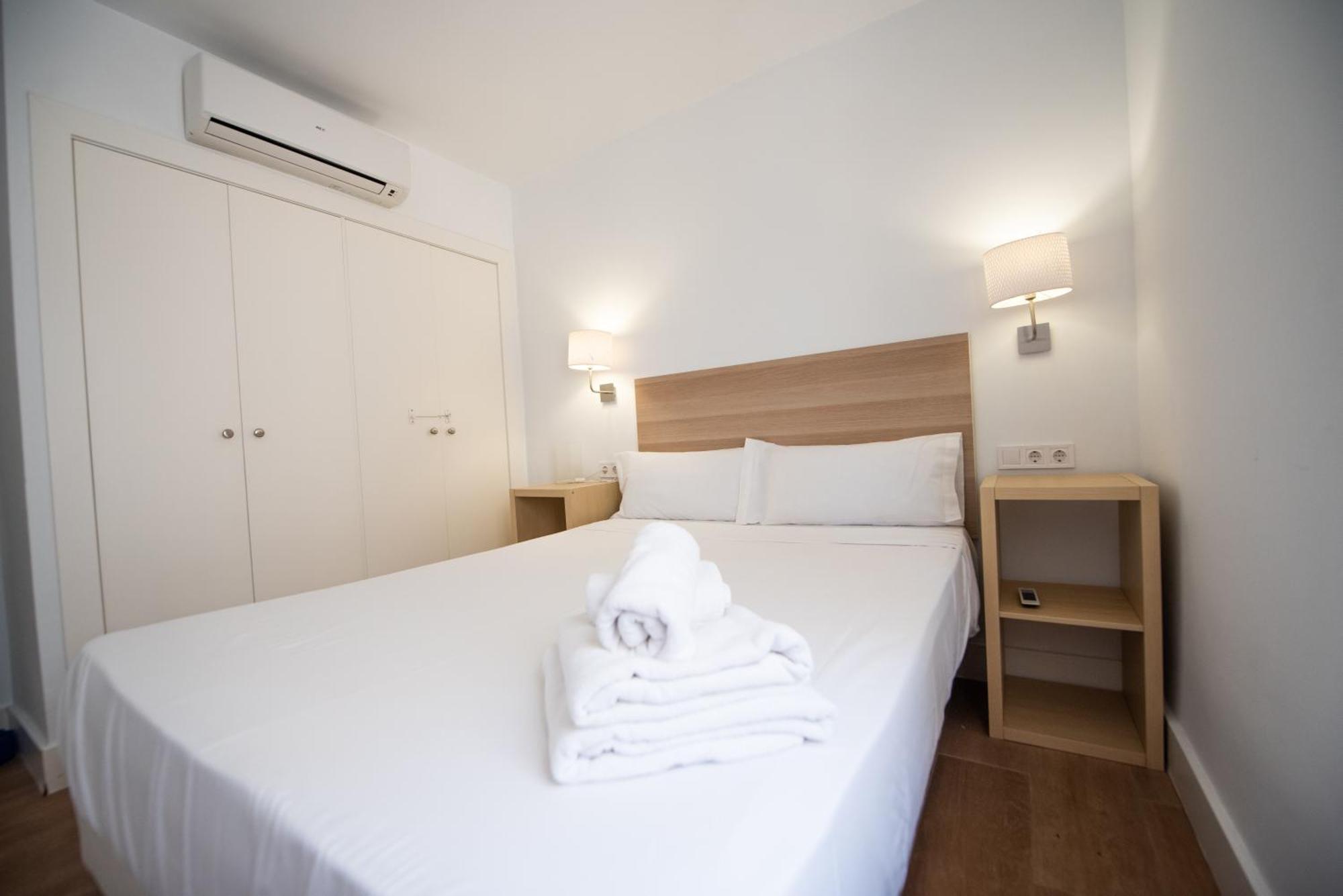 Apartamento Centrico La Merced 2 - Free Parking & Free Gym Apartment Malaga Luaran gambar