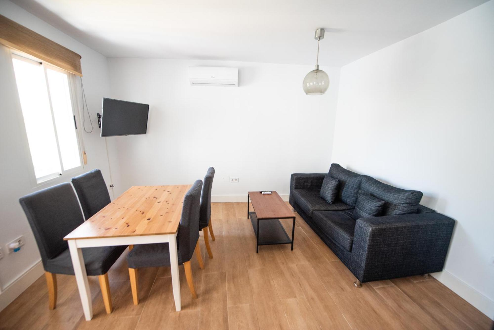 Apartamento Centrico La Merced 2 - Free Parking & Free Gym Apartment Malaga Luaran gambar